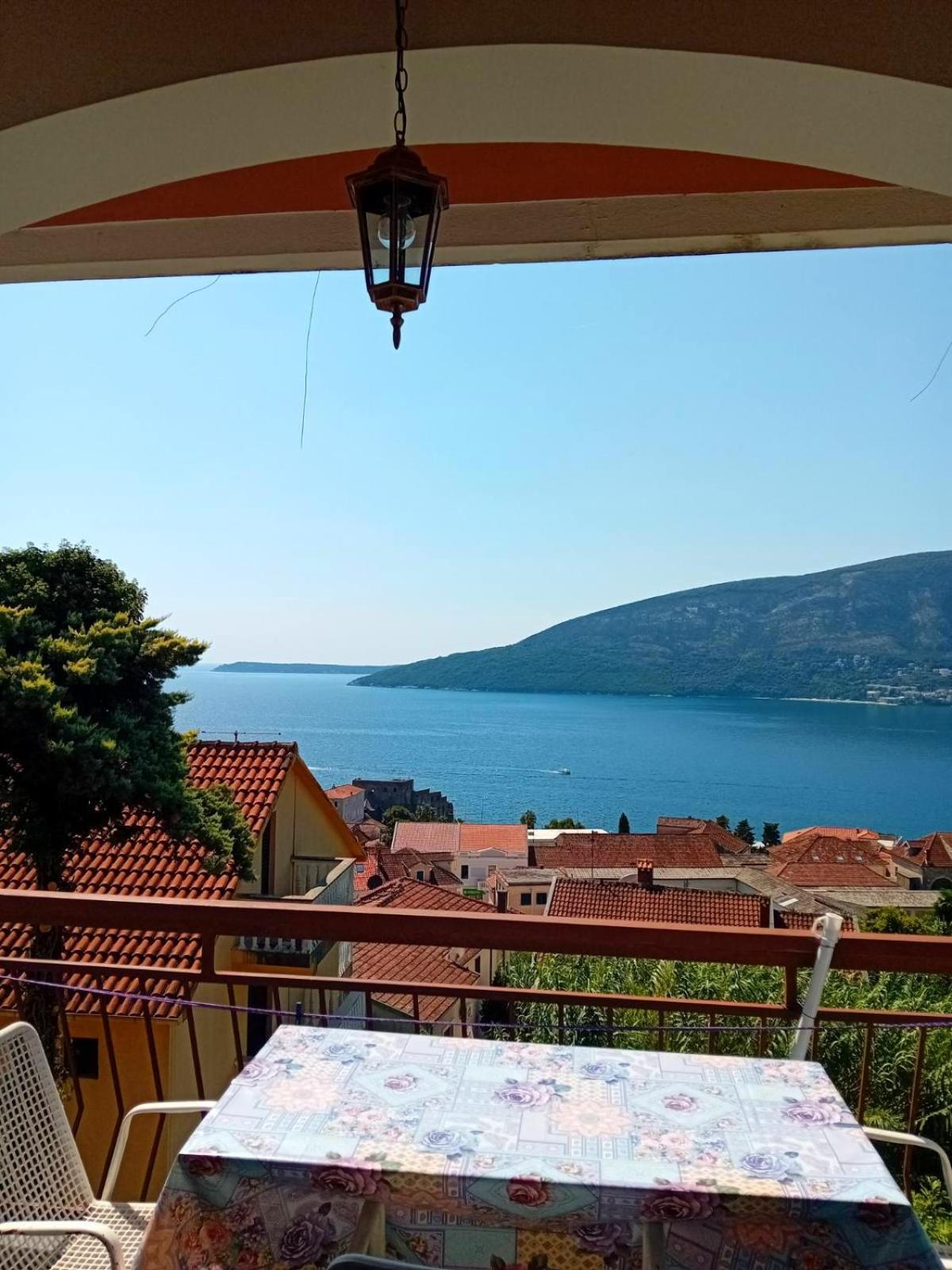 Guest House Cinderella Herceg Novi Exterior photo